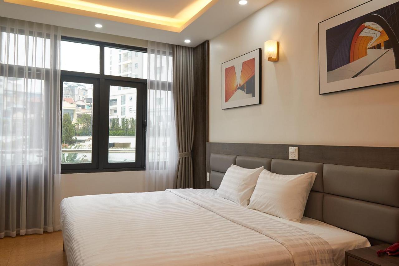 Van Nam Hotel Ha Long Exterior photo