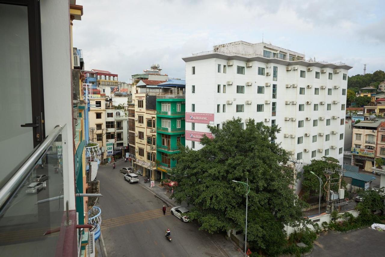Van Nam Hotel Ha Long Exterior photo